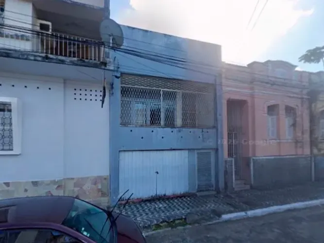 Venda Casa no Centro Historico com Garagem Na Rua Duque de Caxias ao lado do Hotel Vila G