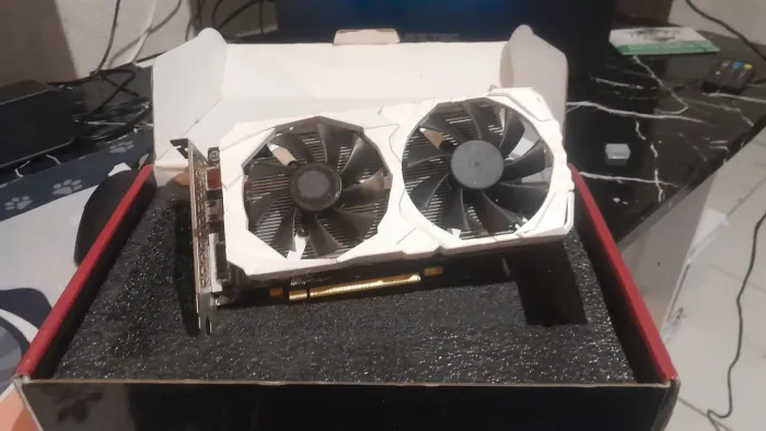 RX 560 XT 8GB DDR5 [ LER DESCRIÇÃO]