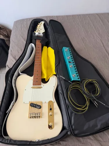Guitarra Benson telecaster hard 