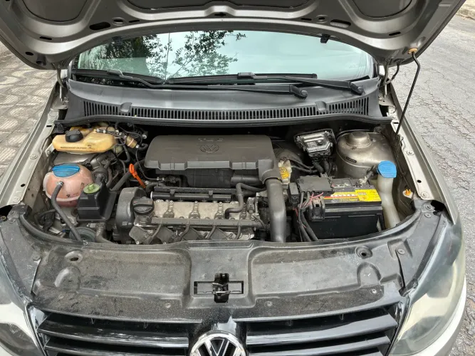 Volkswagen Fox 1.0 MI Total Flex 8V 3P 2013