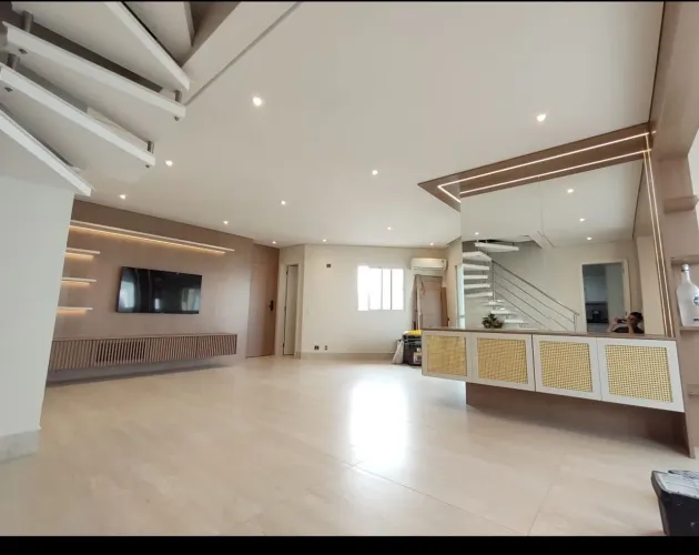 Inalações elétricas residencial em geral. Quadro de luz, ventilador de teto, iluminação.