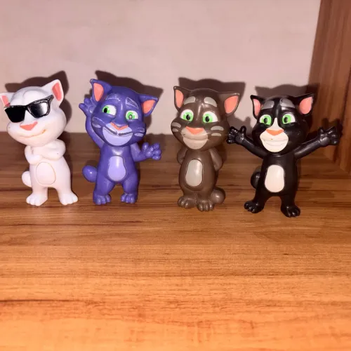 Bonecos Talking Tom e Amigos Colecionável Usado