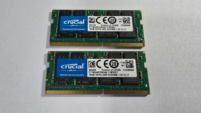 Kit Memória Crucial DDR4 32GB (2x16GB) 2400MHz