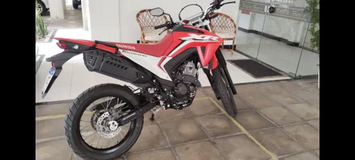 HONDA TORNADO 300cc. Revisada!!!