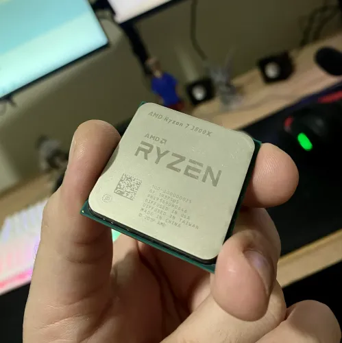 Processador AMD Ryzen 7 3800X (8 Núcleos ) + Cooler Wraith Prism RGB