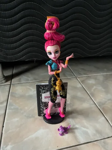 Monster High Gigi Grant Completa
