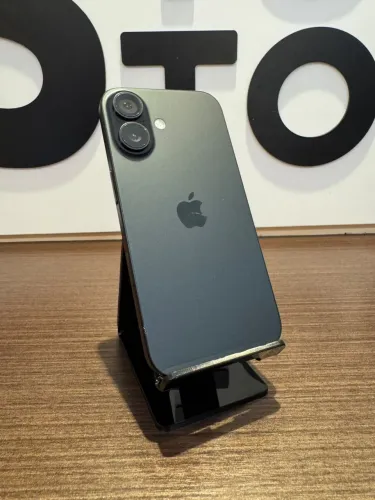 iPhone 16 128 preto