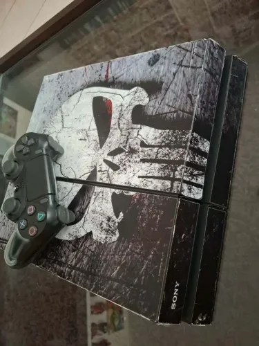 Vendo ps4 ou troco por celular