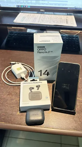 Combo Celular OPPO RENO 14F verde 256GB (apenas 4 meses de uso) + Fone OPPO ENCO Buds3 Pro