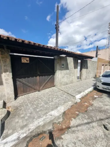 EXCELENTE CASA PARA LOCAÇAO