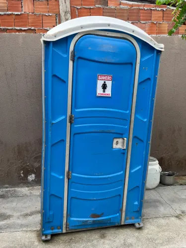 Vendo Banheiro Químico