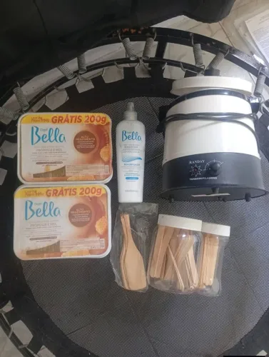 Material de depilação, panela de depilação