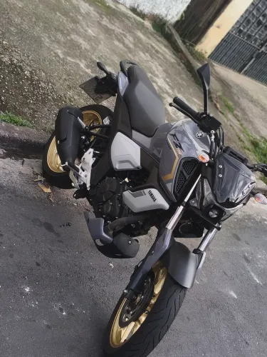 Fazer zerada, ainda falta 1.500 km para fazer a segunda revisão dos 5.000km