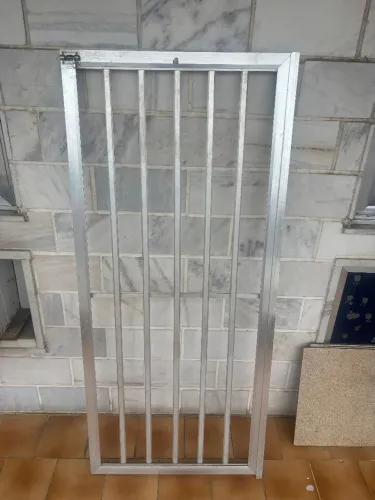 Grade de alumínio portão