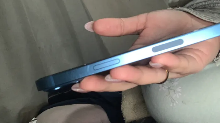 IPHONE 13.  256 GB