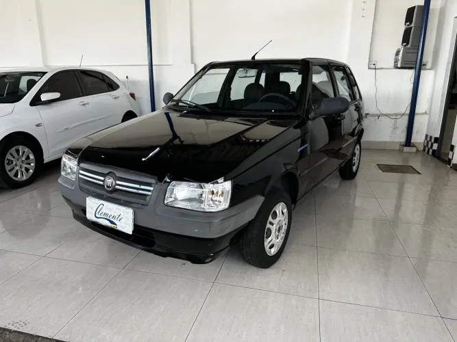 Fiat Uno Mille 1.0 Fire/ F.flex/ Economy 4P 2013