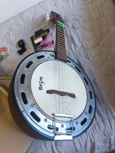 Banjo Rozini Elétrico Caixa Larga Verniz Fosco + Capa Bag 
