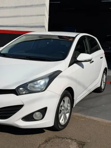 Hyundai HB20 Premium 1.6 Flex 16V Mec. 2014