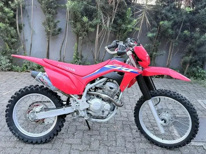 HONDA CRF 250 F 2024