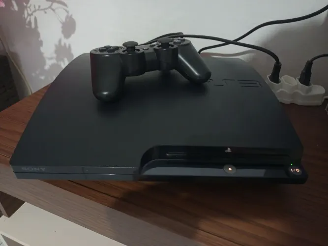 PS3 COM 48 JOGOS HD 500GB - FUNCIONANDO PERFEITO