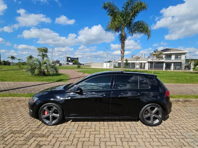 Volkswagen Golf Comfortline 1.4 TSI 140cv Aut. 2015