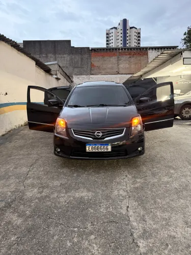 Nissan Sentra SL 2.0/ 2.0 Flex Fuel 16V Aut. 2013