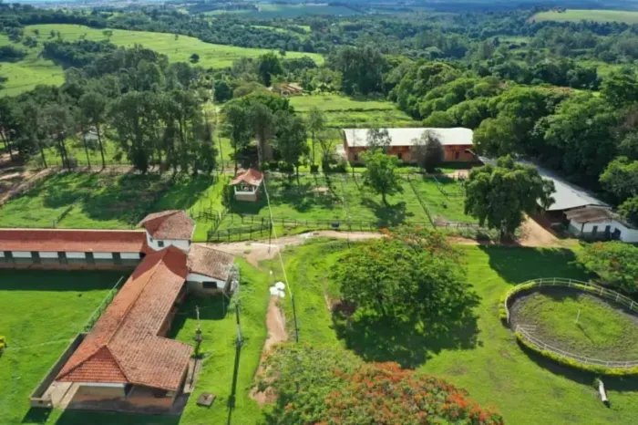 EXCELENTE HARAS A VENDA EM PORTO FELIZ-SP ?? ? Formação: Haras e Feno Área Total: 33,45 Al
