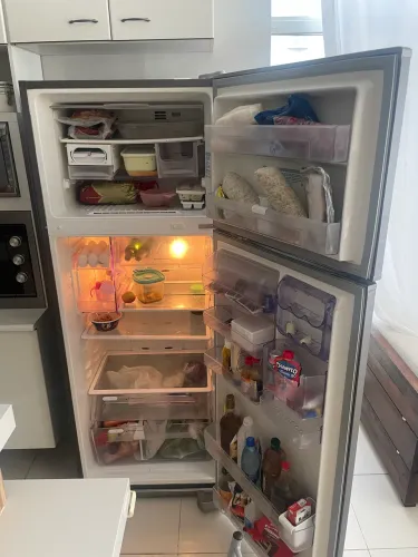 Geladeira Electrolux Frost Free Inox 410 Litros - Excelente Estado