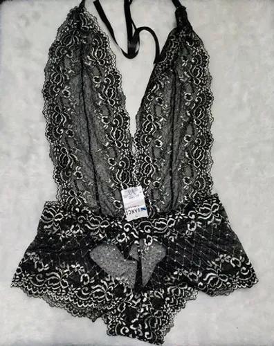 Lingerie e acessórios ?