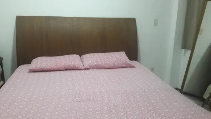 Cama Queen com Cabeceira e Colchão