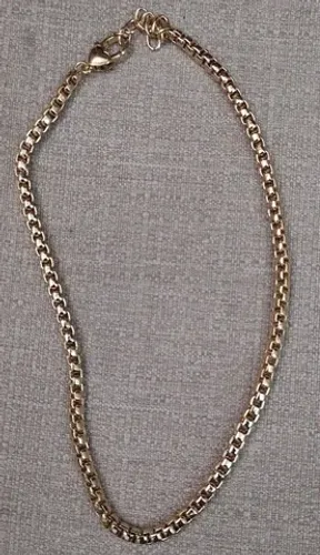 Corrente veneziana, banhado a ouro.