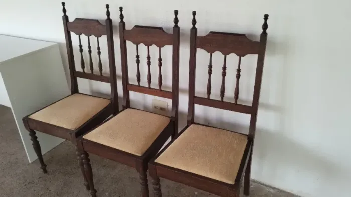 Cadeiras de jantar em sucupira 06 unidades