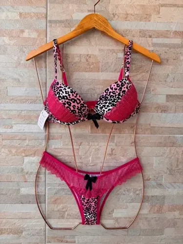 Conjunto lingerie rosa claro com animal print, sutiã com bojo, tamanho M. 