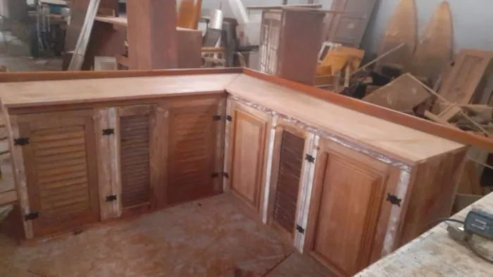 Móveis de demolição 