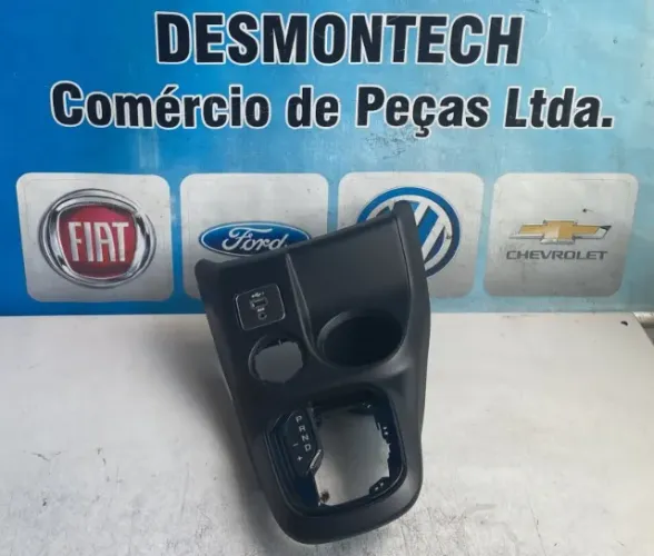 Console central com porta copo toro 2018