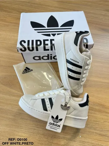 Tênis Adidas Super Star infantil