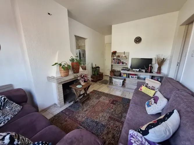 Apartamento amplo e ensolarado, próximo à UFPel!