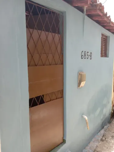 Casa pequena para aluguel 