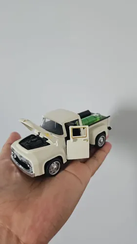 1 carrinho colecionavel picape branca antiga