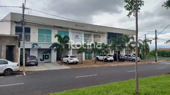 Apartamento para alugar, 3 quartos, Jardim Europa - Uberlândia/MG - Rotina Imobiliária