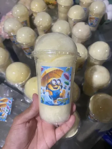 Algodão doce no copo