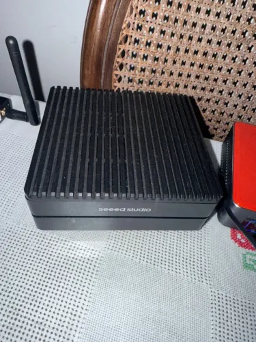 seeed studio NVIDIA Jetson Orin NX 16GB (reComputer J4012) Servidor de Inte