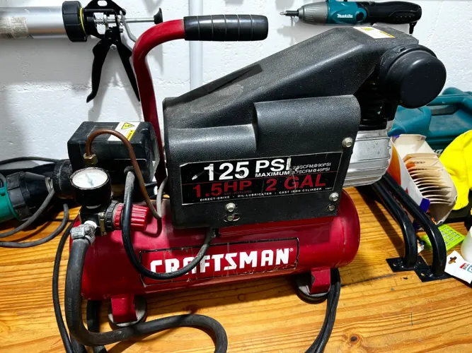 Compressor de Ar Portátil Craftsman 125 PSI 1.5 hp oportunidade