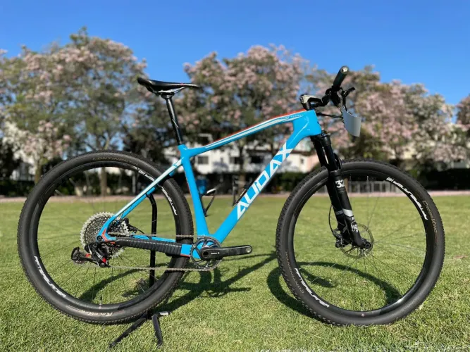 Bicicleta Audax Auge 40 - Tamanho L - Semi nova 