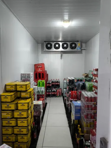 vendo Adega de Bebidas 