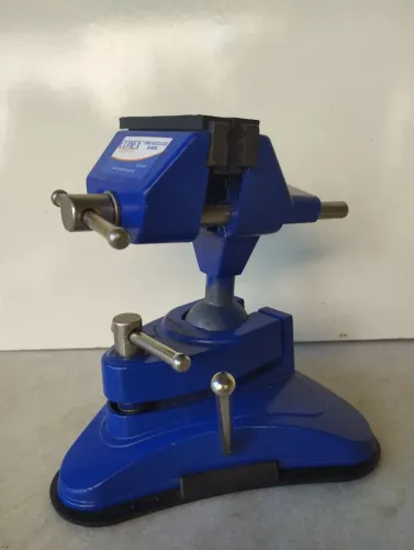 Mini torno de bancada para trabalhos manuais