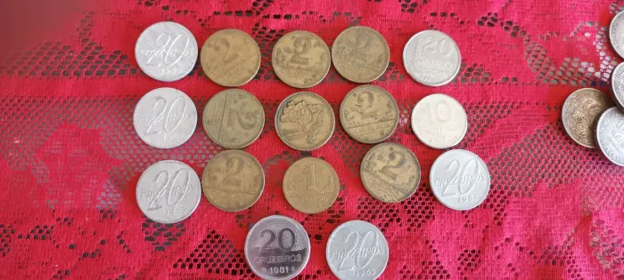 17 Moedas antigas de colecionador