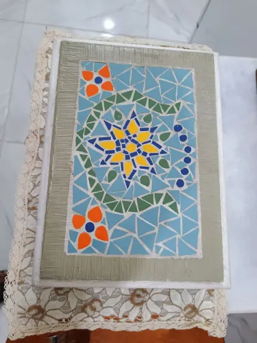 Caixa decorativa porta jóias.