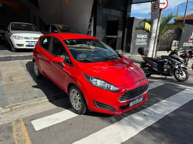 Ford Fiesta 1.5 16V Flex Mec. 5P 2015