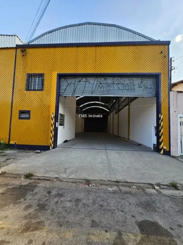 Galpão Industrial de alto padrão para locação na Vila Maria, São Paulo-SP: 2 salas, 4 banh
